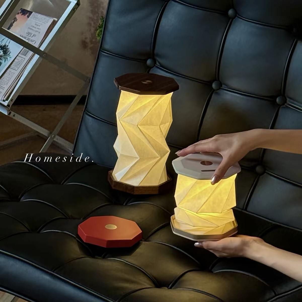 Ori Fold lamp in white finish