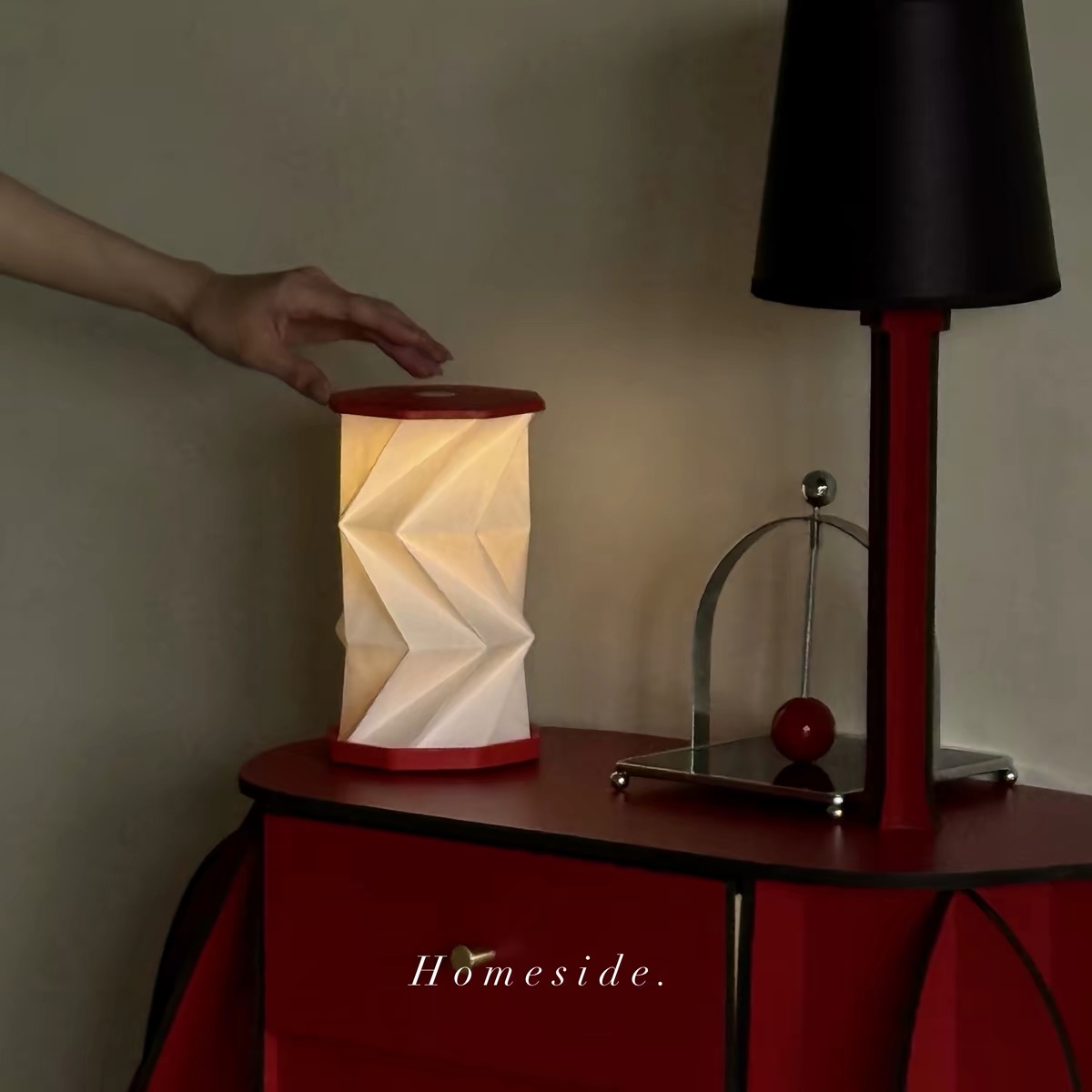 Ori Fold lamp detail view